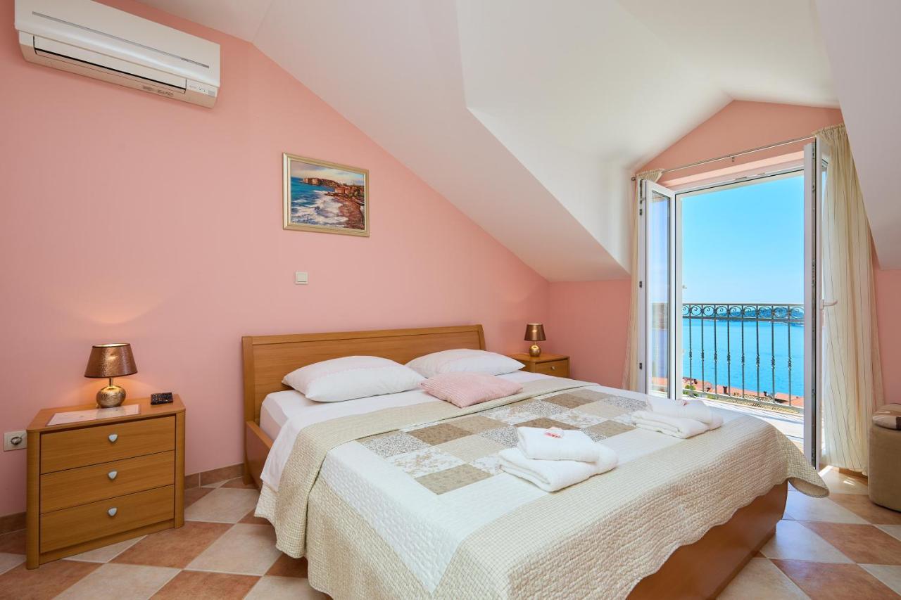 Helton Seaview Apartments Orasac Exterior foto