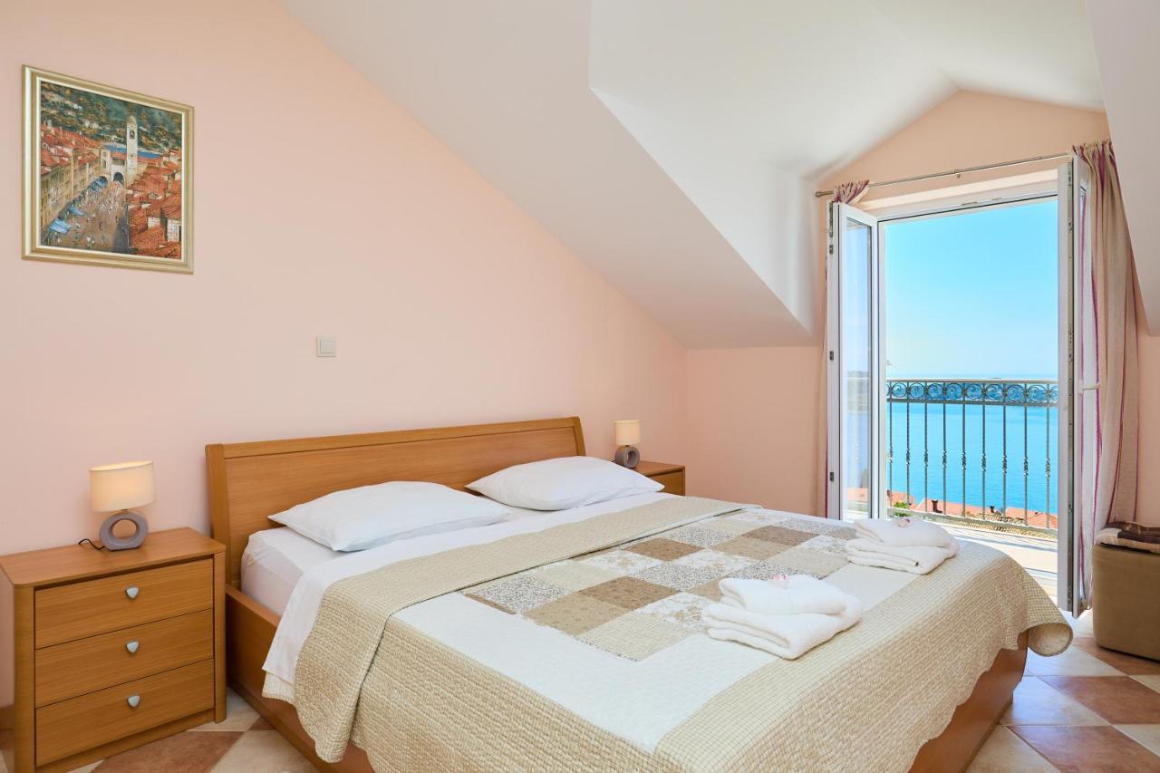 Helton Seaview Apartments Orasac Exterior foto